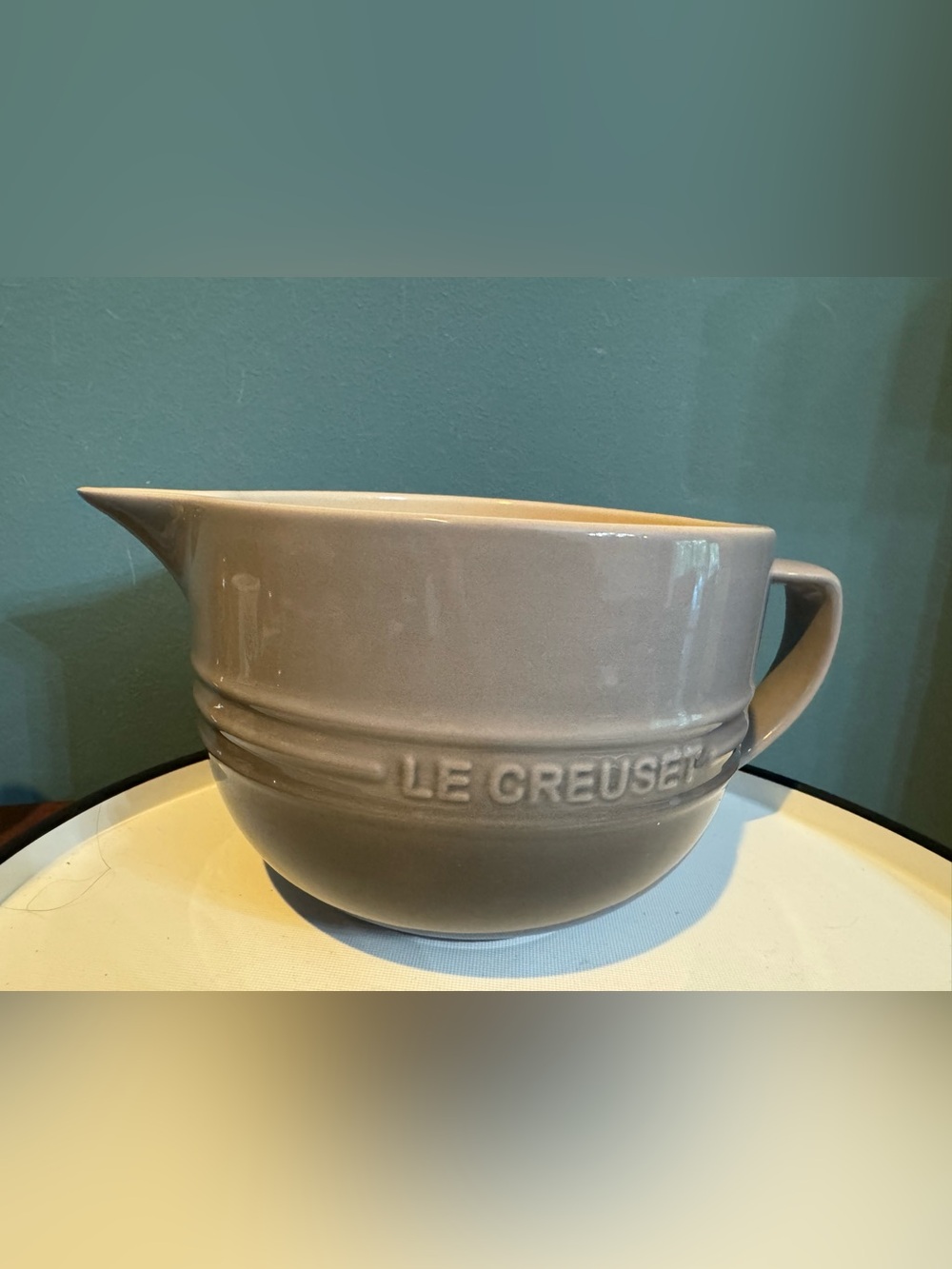 NWT Le Creuset Stoneware Signature Batter Bowl in Flint Gray Ombré
